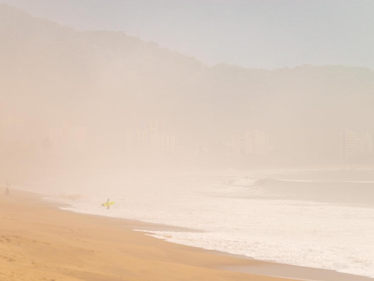 Pousada Pé Na Areia Caraguatatuba Exterior foto